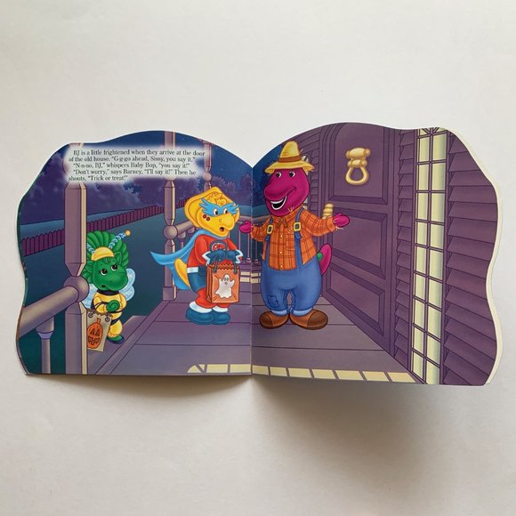 Vintage 1990s Barney Books: Just Imagine with Barney & Barney's Trick or Treat - Picture 14 of 16